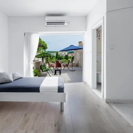 Maria Apartment *