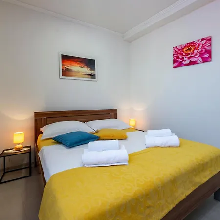 Maria Apartment *